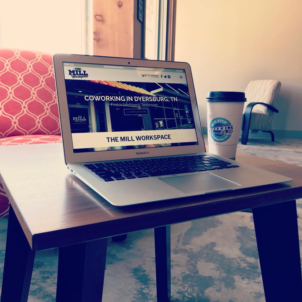 Dedicated Desk 24/7 Membership